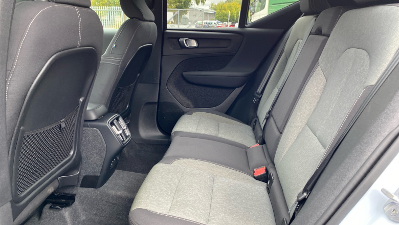 Volvo XC40 2.0 B3P Plus Dark 5dr Auto Petrol Estate